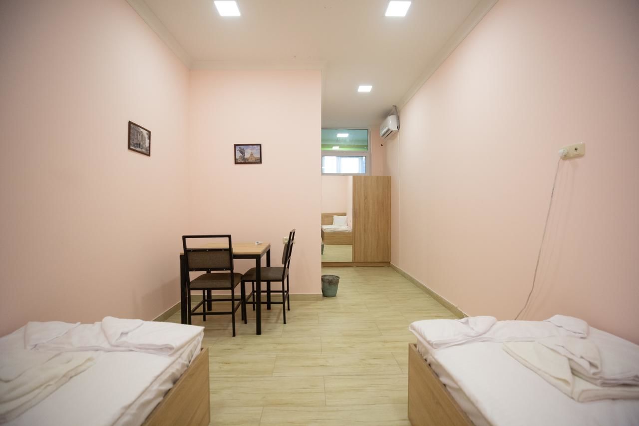 Хостелы Home Hostel Ереван-30